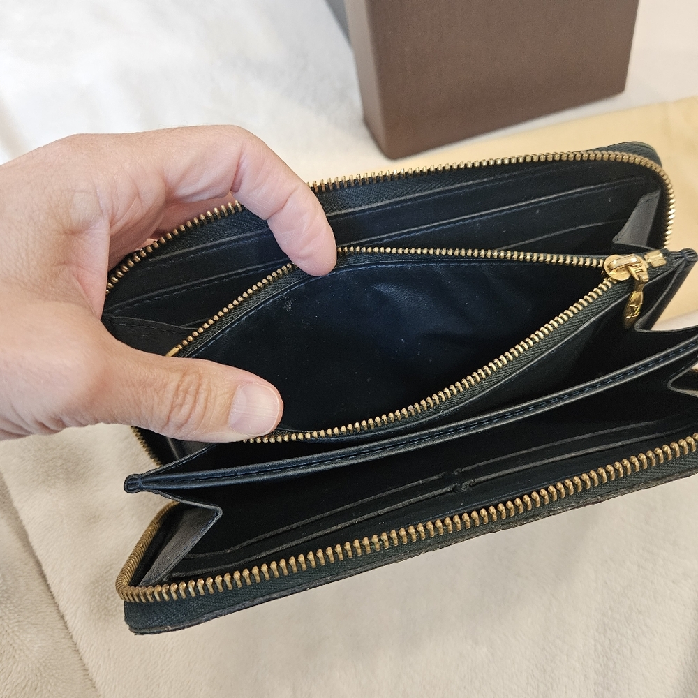 LOUIS VUITTON Vernis Zippy Long Wallet - Picture 12 of 15